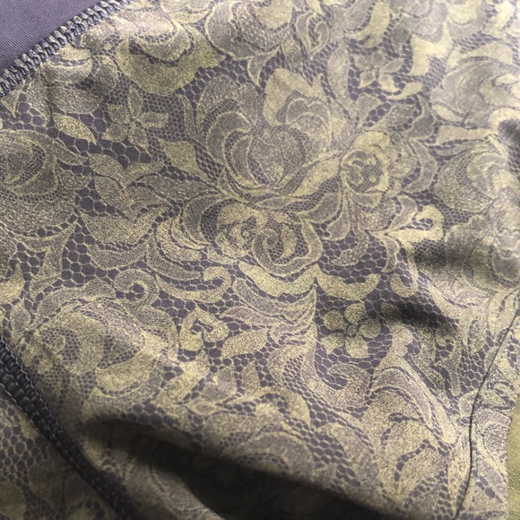 Lululemon Speed Short Size 4 - Picture 5 of 9